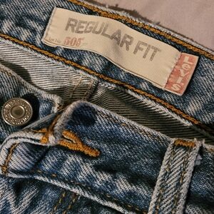 Levi's Regular Fit Blue Jeans